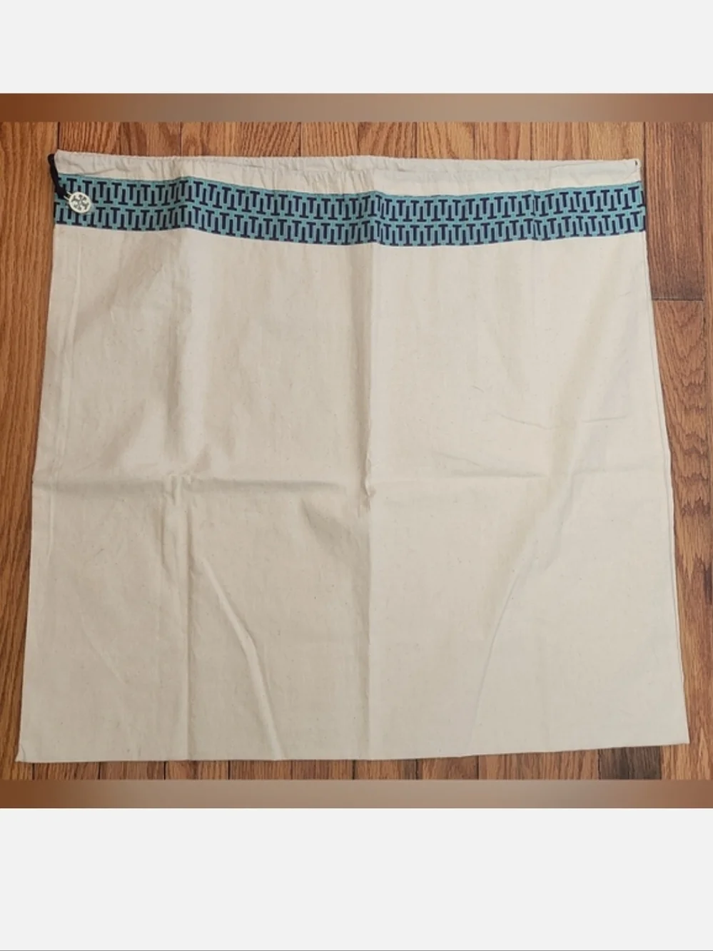 Tory Burch.Dust Cover Bag 23